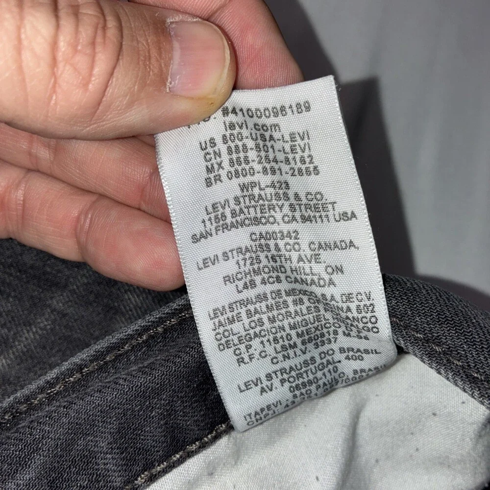Levi’s Relaxed Straight 559 Dark Wash Jeans Men’s 36x30 Y2K - Picture 8 of 15